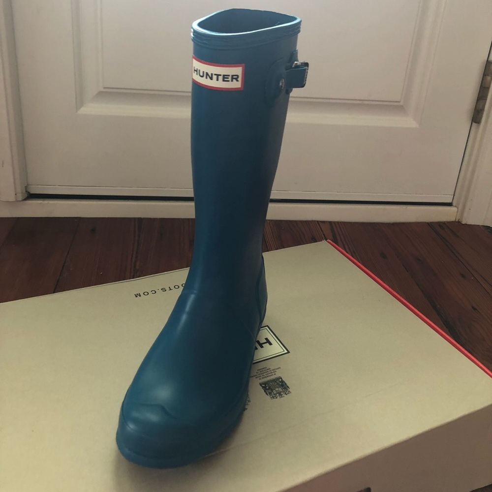 Kids! Hunter boots!